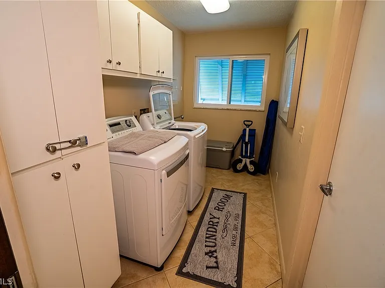 3510 SE 19th Pl — Photo 17