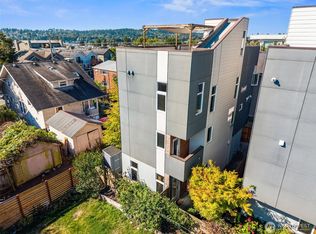 2245 NW 64th St, Seattle, WA 98107