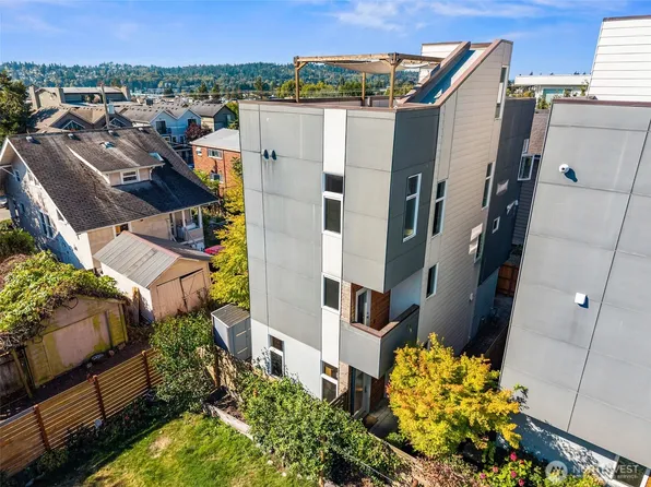 2245 NW 64th Street, Seattle, WA 98107