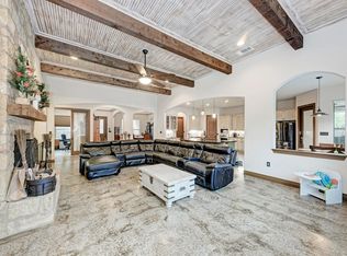 1325 County Road 106, Lampasas, TX 76550