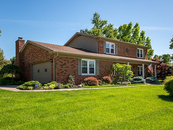 3rd image of 502 Wolfzorn Ct