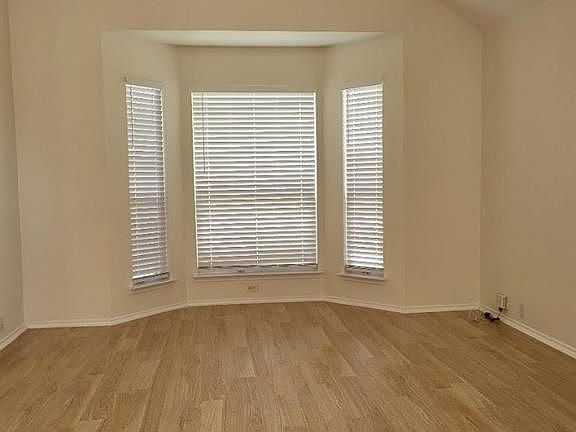 5th image of 11814 Leaf Oak Dr