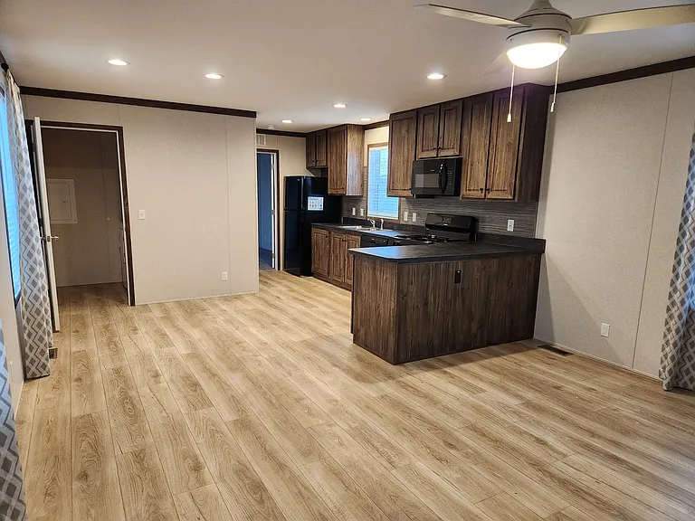 191 Colorado St #191 — Photo 2
