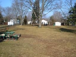 2nd image of 85 Willow Ave