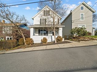 218 E Loyalhanna St, Ligonier, PA 15658