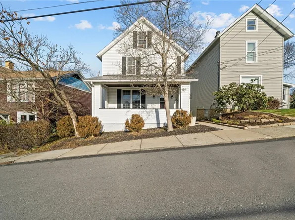 218 E Loyalhanna St, Ligonier, PA 15658