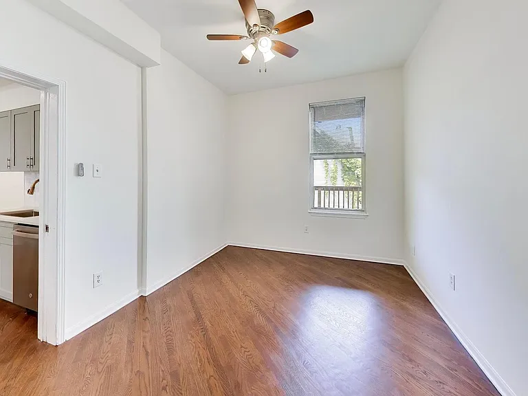 3308 N Racine Ave #2 — Photo 8