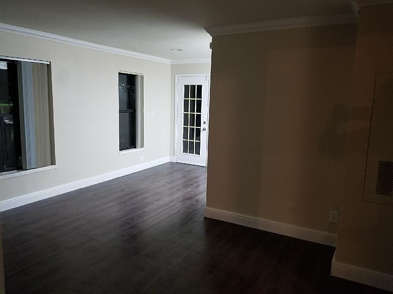 1st image of 8765 NW 39th St