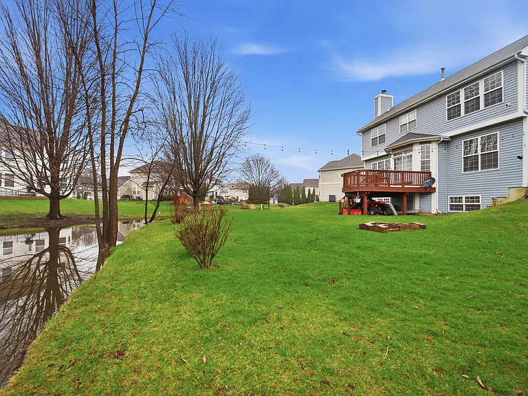 512 Normandy Ln — Photo 26