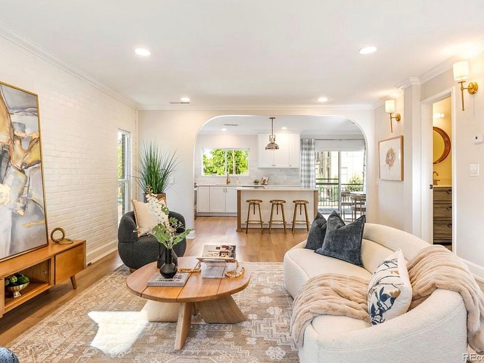 1st image of 805 E 7th Ave APT 1