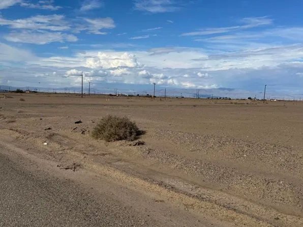 1958 Sterling Ave, Thermal, CA 92274