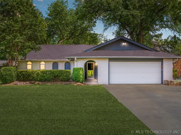 8205 S Birch Ave, Broken Arrow, OK 74011
