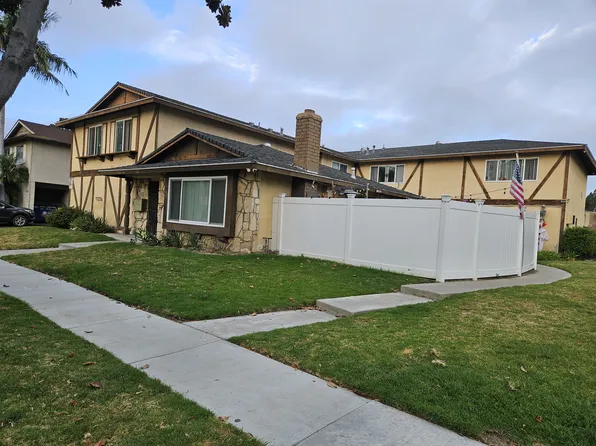 1227 S Athena Way APT 4, Anaheim, CA 92806