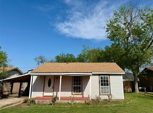 304 Lockwood St, White Settlement, TX 76108