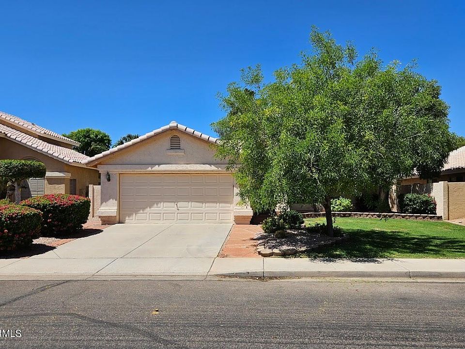 1st image of 1190 W GOLDFINCH Way