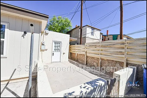 1212 N Laurel St #B Photo 1