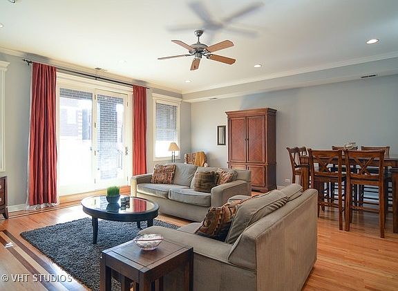 3rd image of 2052 W Belmont Ave APT 3
