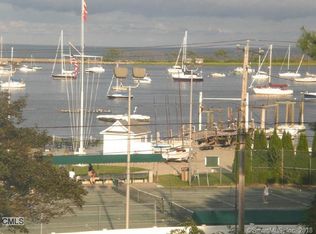 5 Old Battery Rd, Bridgeport, CT 06605