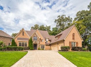 3910 Pointe Dr, Lakeland, TN 38002