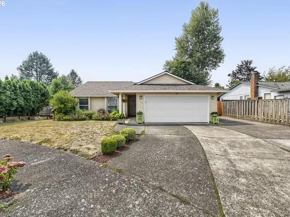 429 SW Birdsdale Dr, Gresham, OR 97080