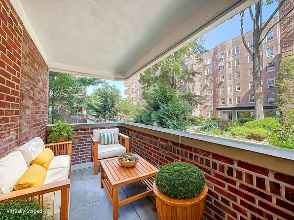 1615 Avenue 122, Brooklyn, NY 11230