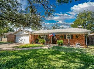 1312 Cypress St, Breckenridge, TX 76424