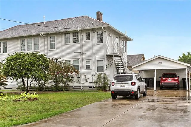 3428 Delachaise St #B — Photo 12