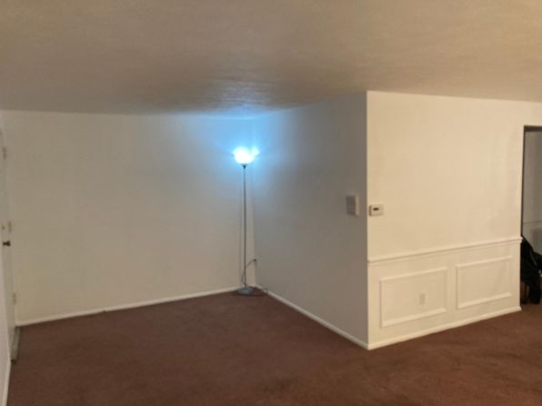 2469 Brookledge Rd #A24, Bridgeville, PA 15017
