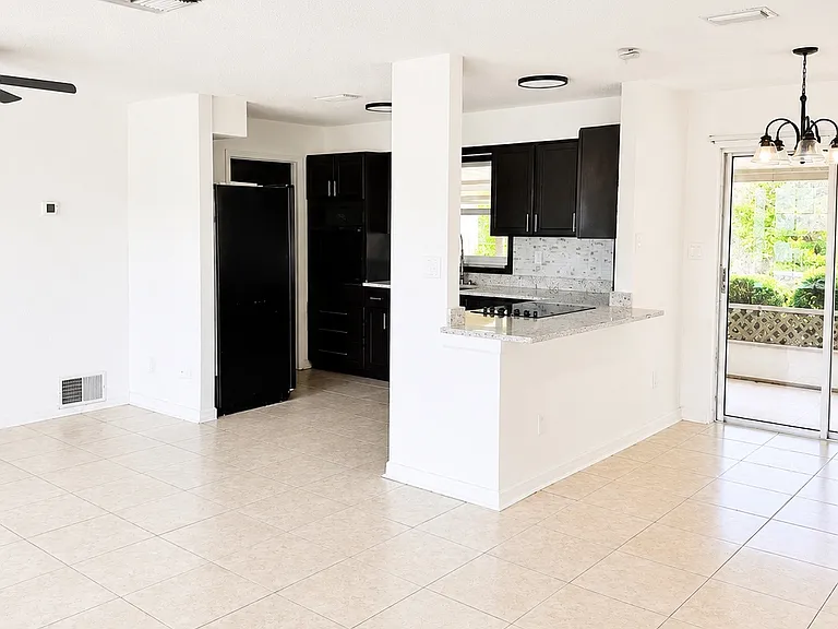 845 N Fairbanks Dr #A — Photo 2