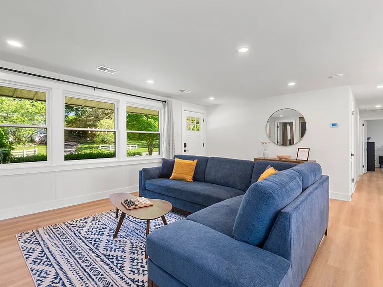 6318 Fairfield Dr — Photo 16