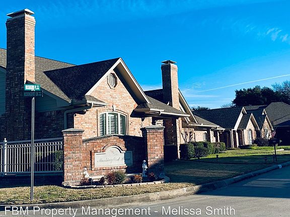 3rd image of 628 Mockingbird Pl
