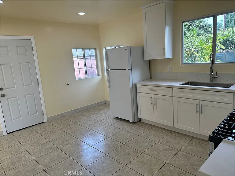 10534 Daines Dr — Photo 6