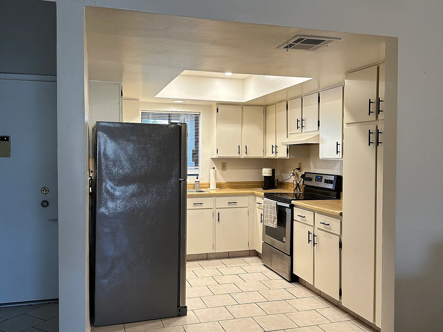 2 bed, 1036 sqft, $1,250 — Photo 3
