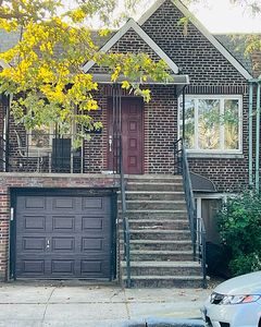 2452 E 26th St, Brooklyn, NY, 11235