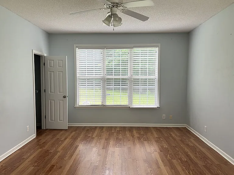 136 Joycliff Cir — Photo 14