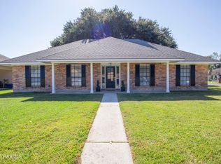 102 Kingswood Dr, Lafayette, LA 70501
