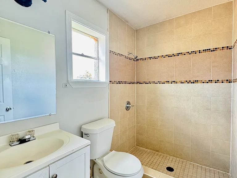 1002 Miller Ave #3 — Photo 15