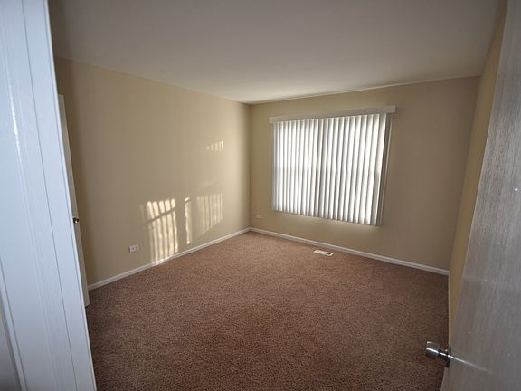 3rd image of 20658 S Graceland Ln
