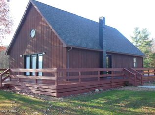 4905 Tower Rd, Clay City, IL 62824