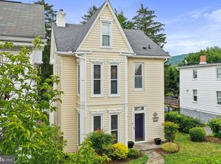 27 S Main St, Smithsburg, MD 21783