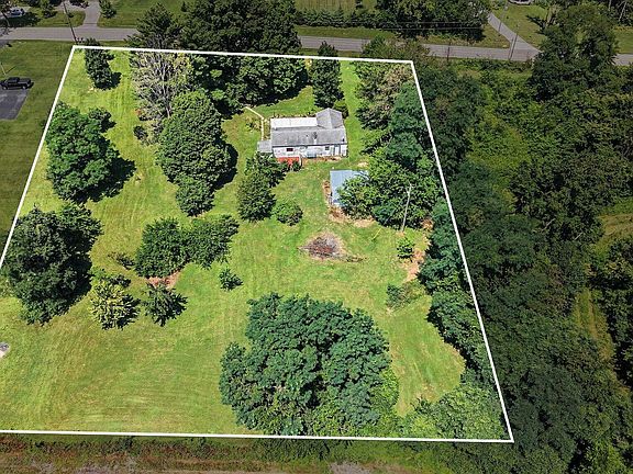 5th image of 9868 Camp Ernst Rd