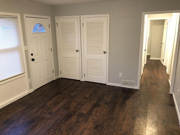 3rd image of 623 Denison Ave