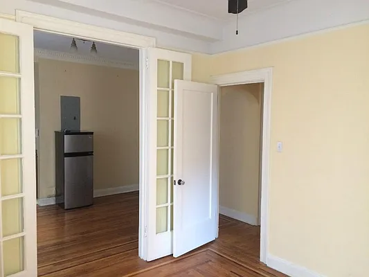 Sold by RealtyTopia | media 6