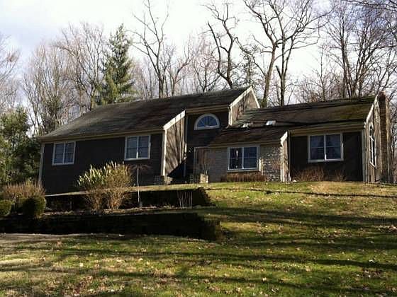 1st image of 1690 Woodland Heights Ln NW