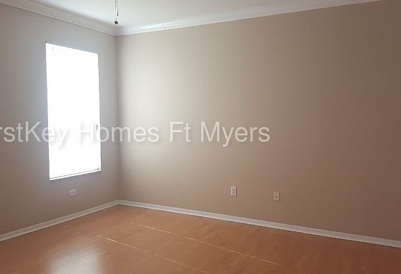 5th image of 2767 Valencia Grove Dr
