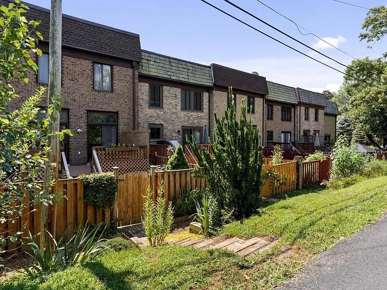 10254 Cherry Walk Ct — Photo 47