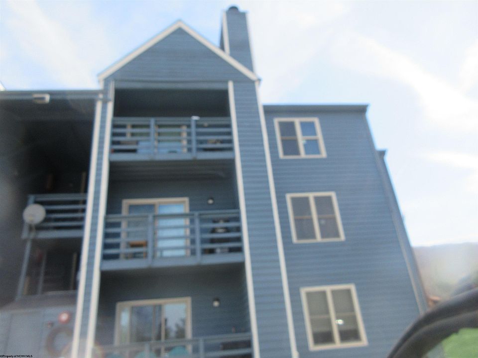 1st image of 29 Herzwoods Rd #304