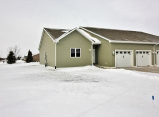 420 2nd Ave SW, Surrey, ND 58785