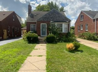 15728 Couzens Ave, Eastpointe, MI 48021