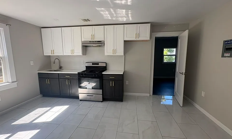 117 W End Ave #3